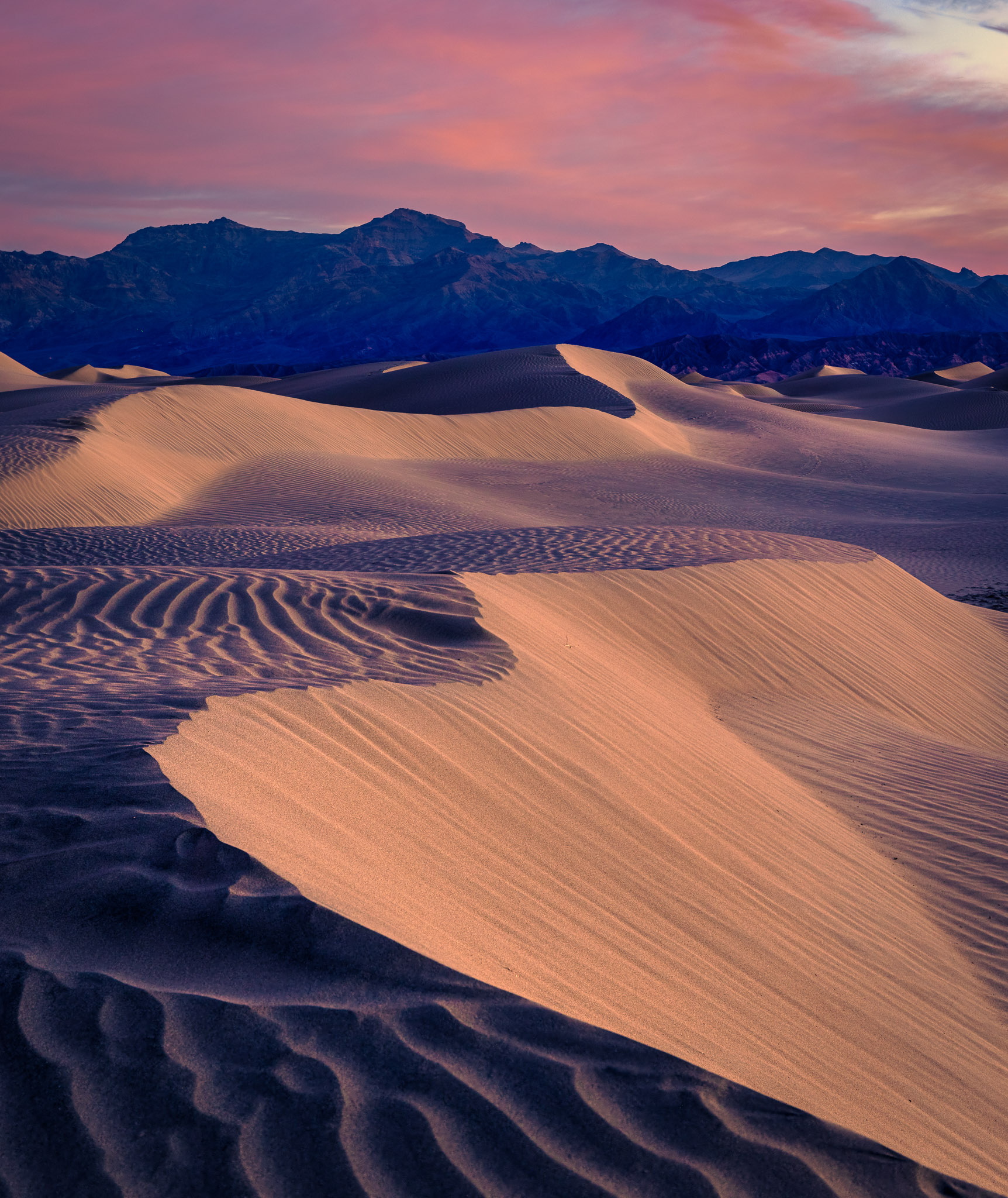 Mesquite Dunes dawn, Death Valley, California