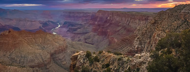 Sunrise at Navajo Point, South Rim