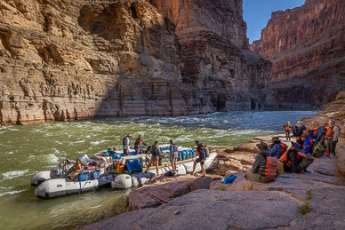 Offloading our raft at Havasu Creek