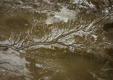 Abert Lake shoreline patterns