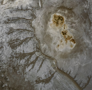 Abert Lake shoreline patterns