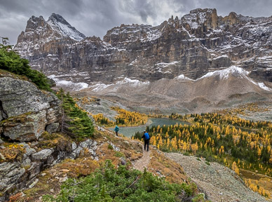 Descending to Hungabee Lake, Opabin Plateau