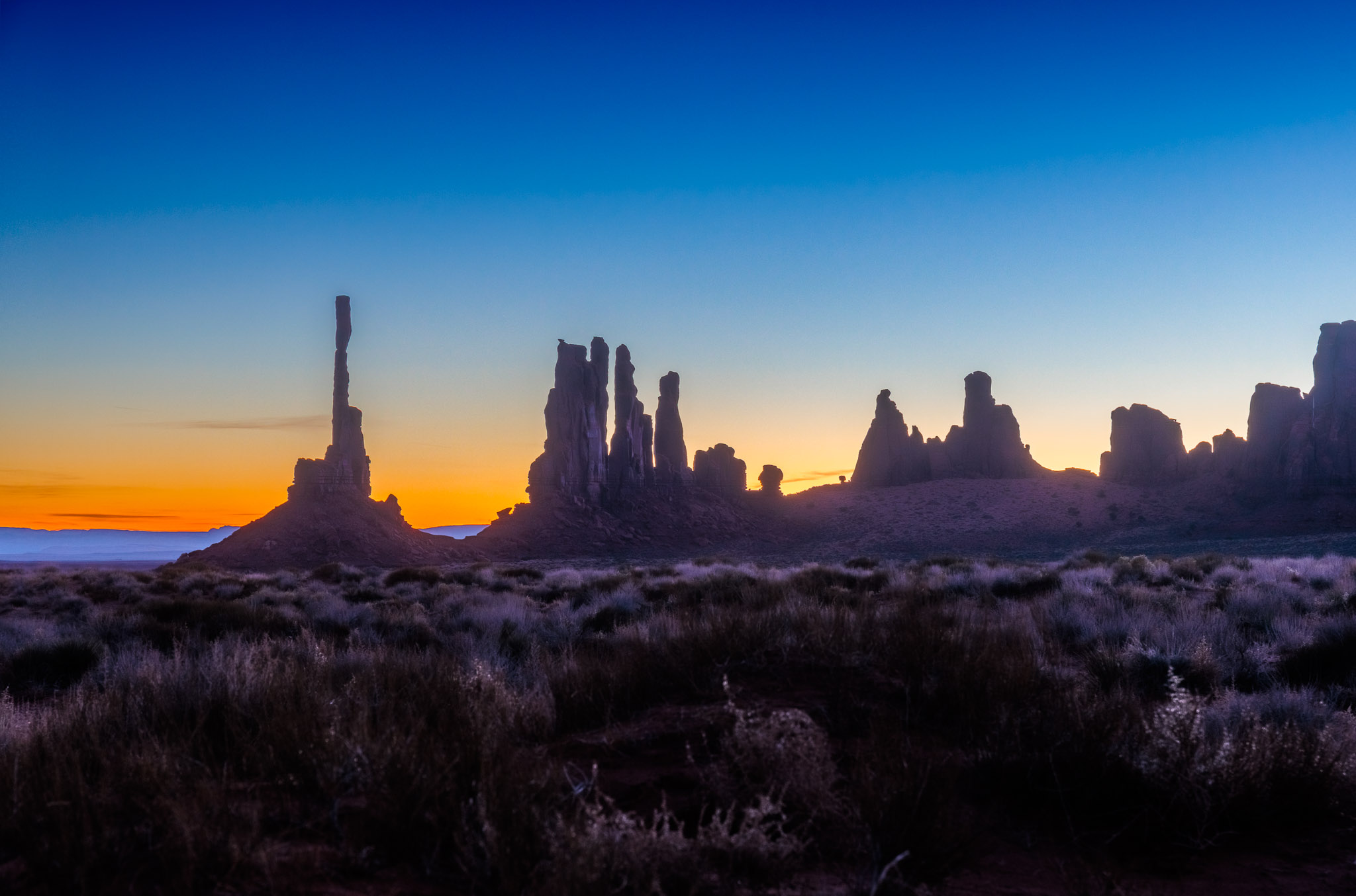 Totem Pole & Yei Bi Chei sunrise