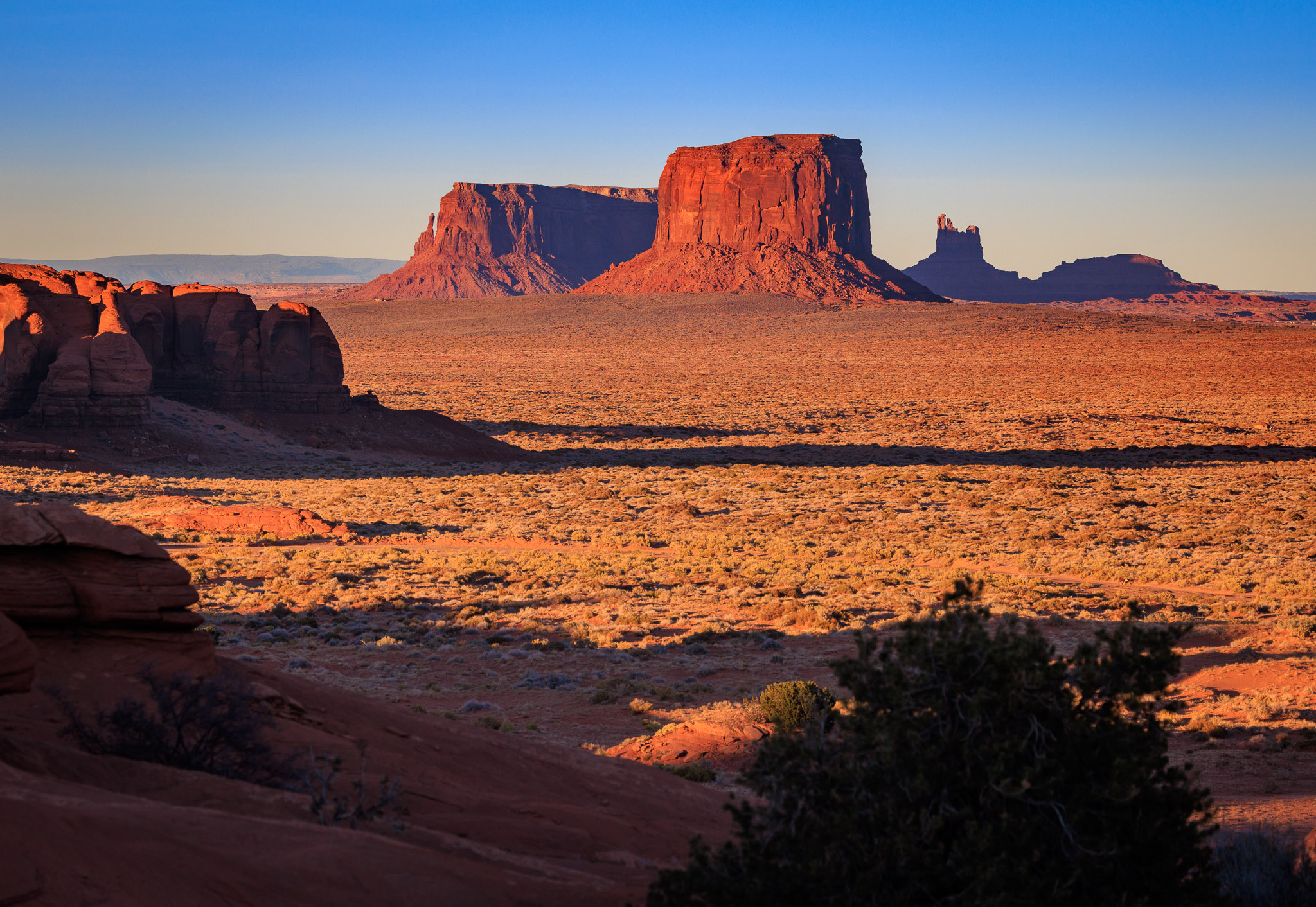 Monument Valley buttes from Mystery Valley