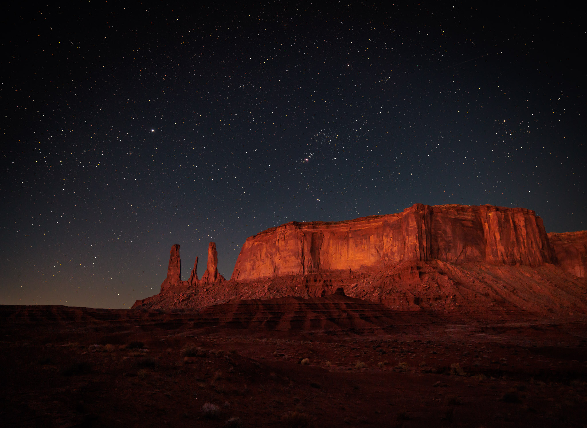 Pre-dawn on Elephant Butte & 3 Sisters