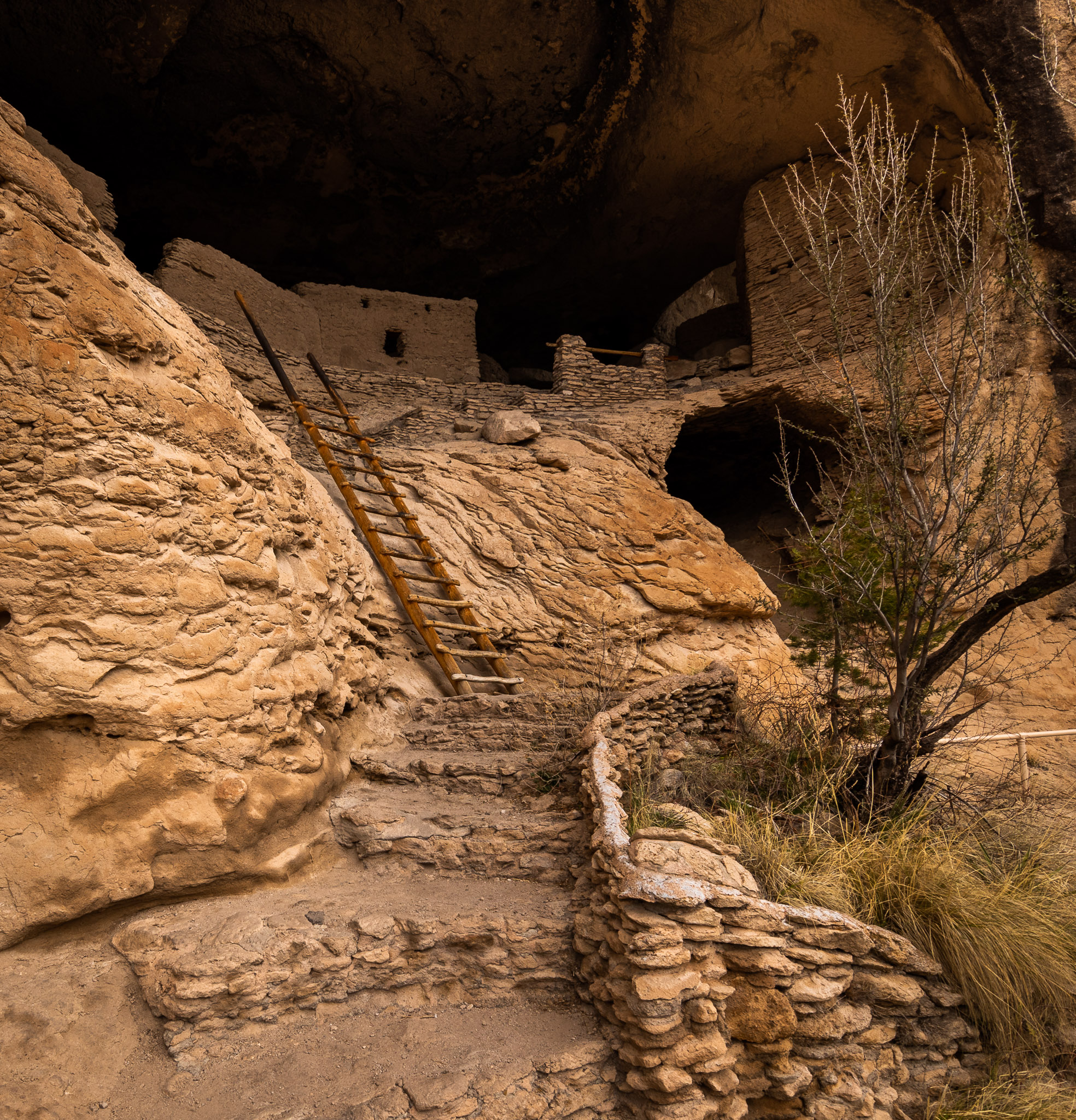 Gila Cliff Dewellings Nat'l Monument