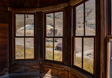 View of Animas mine from abandoned house