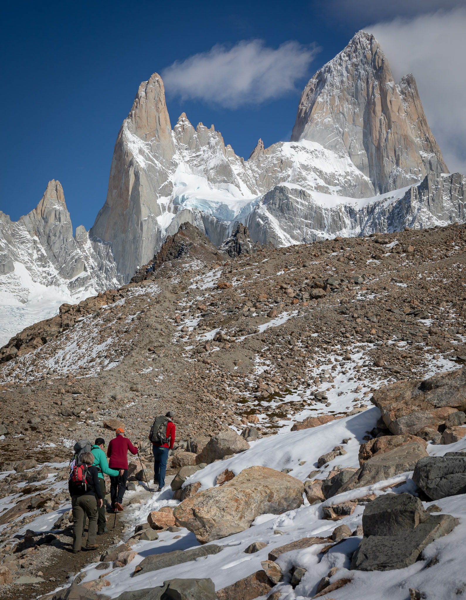 Climbing up to Laguna de los Tres