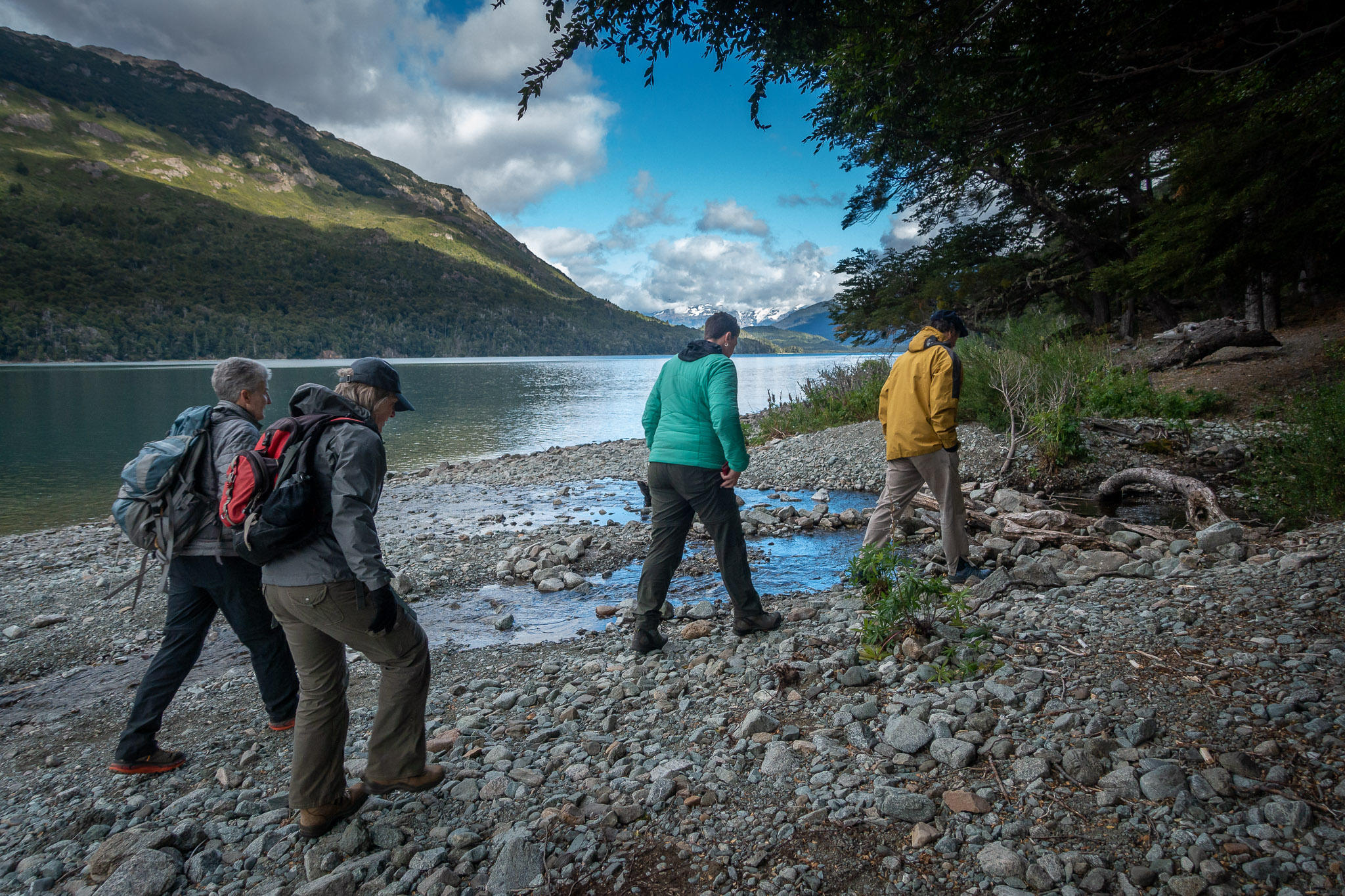 Lake Mascardi hike