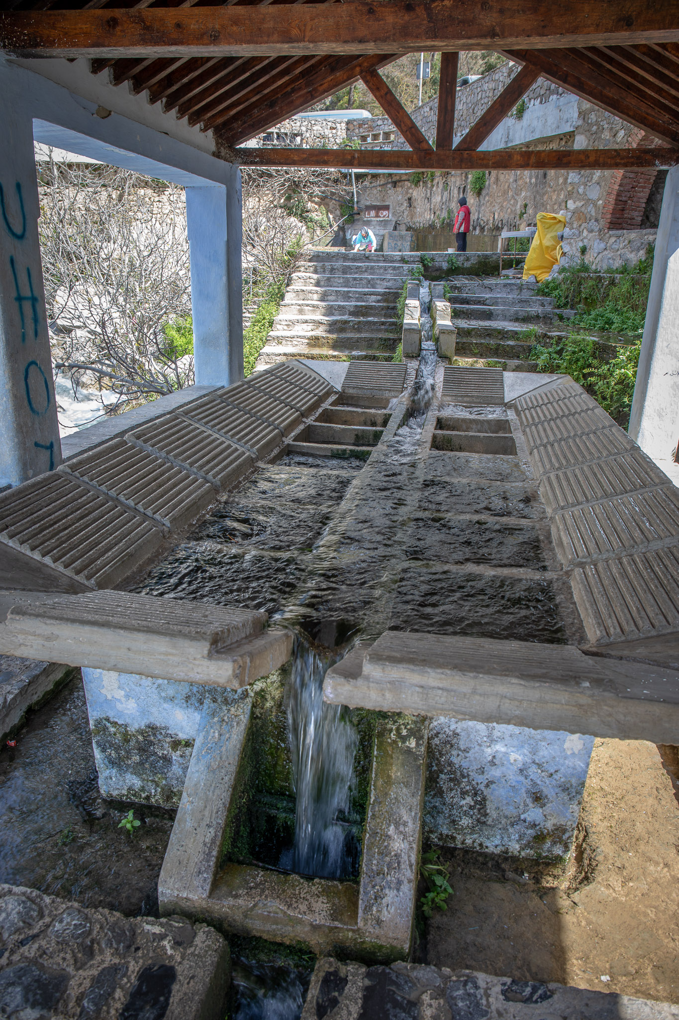 Chefchaouen laundry