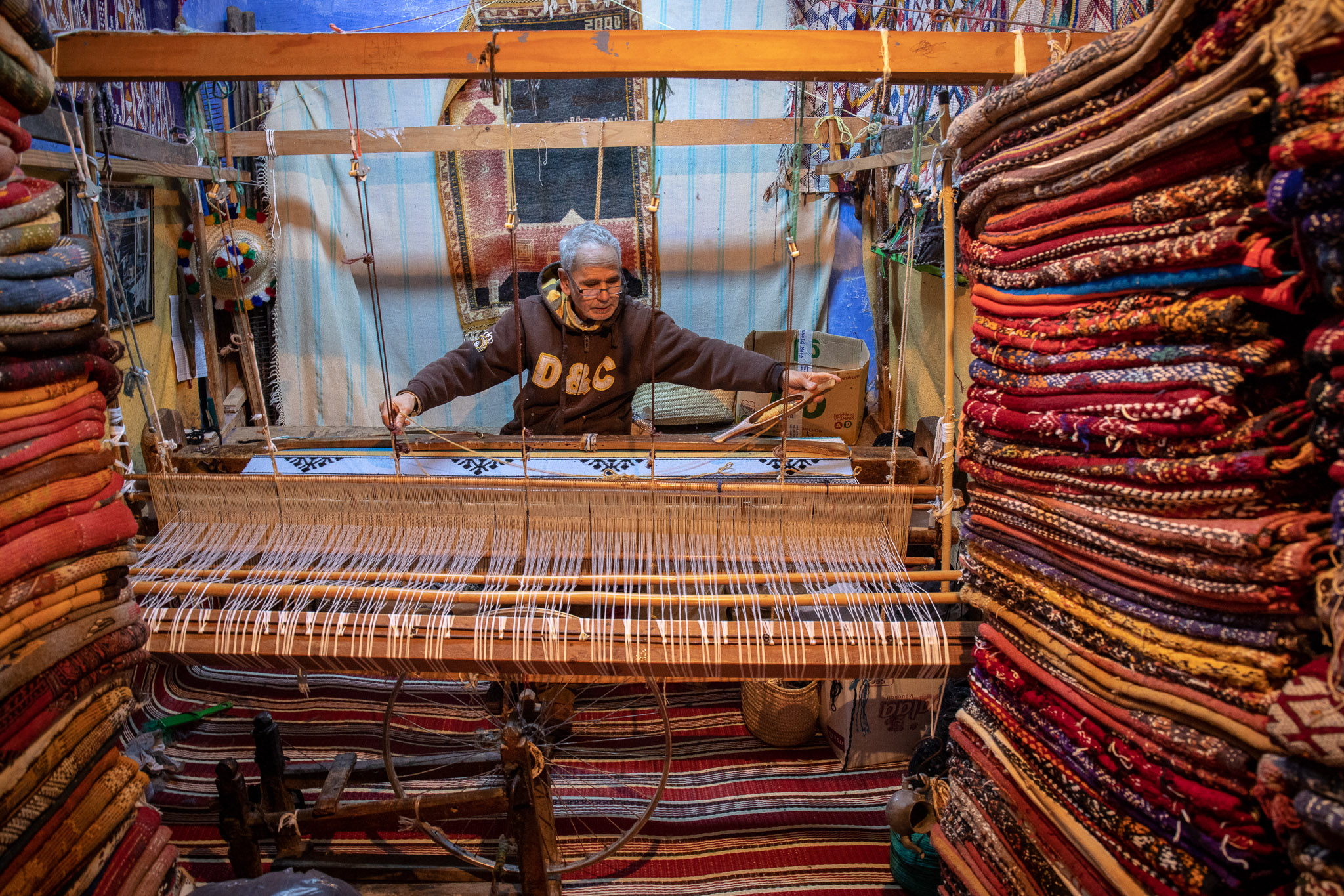 Carpet weaver