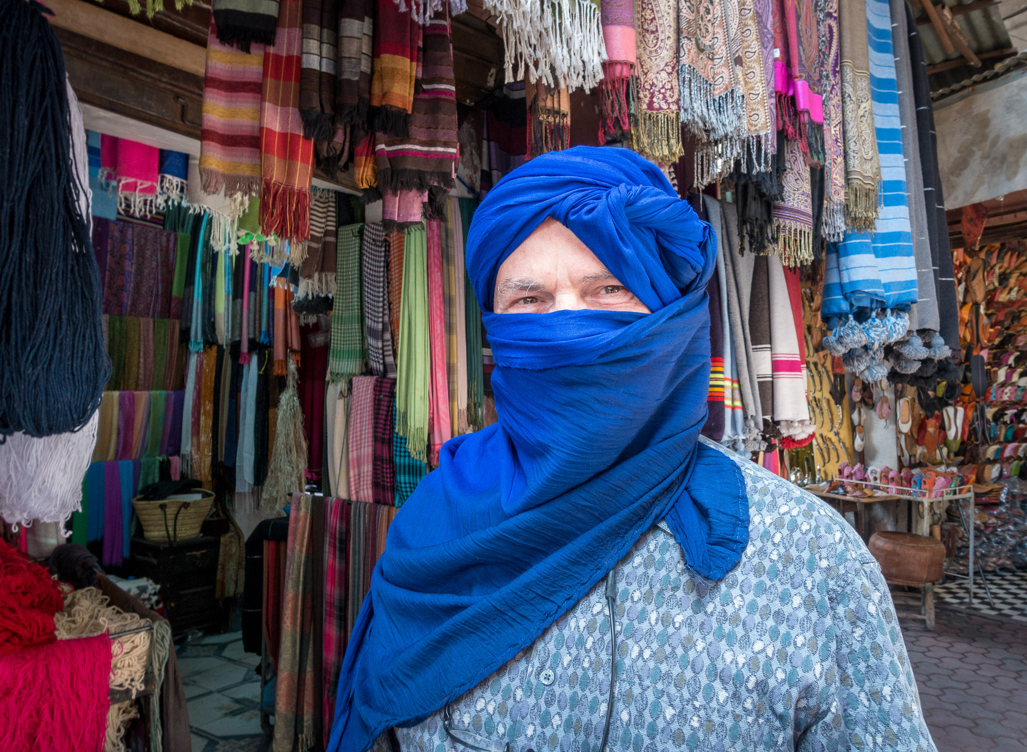 Modeling a keffiyeh