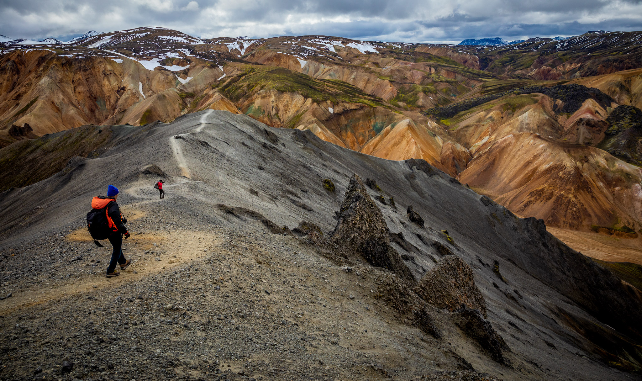 Hiking down from Bláhnjúkur