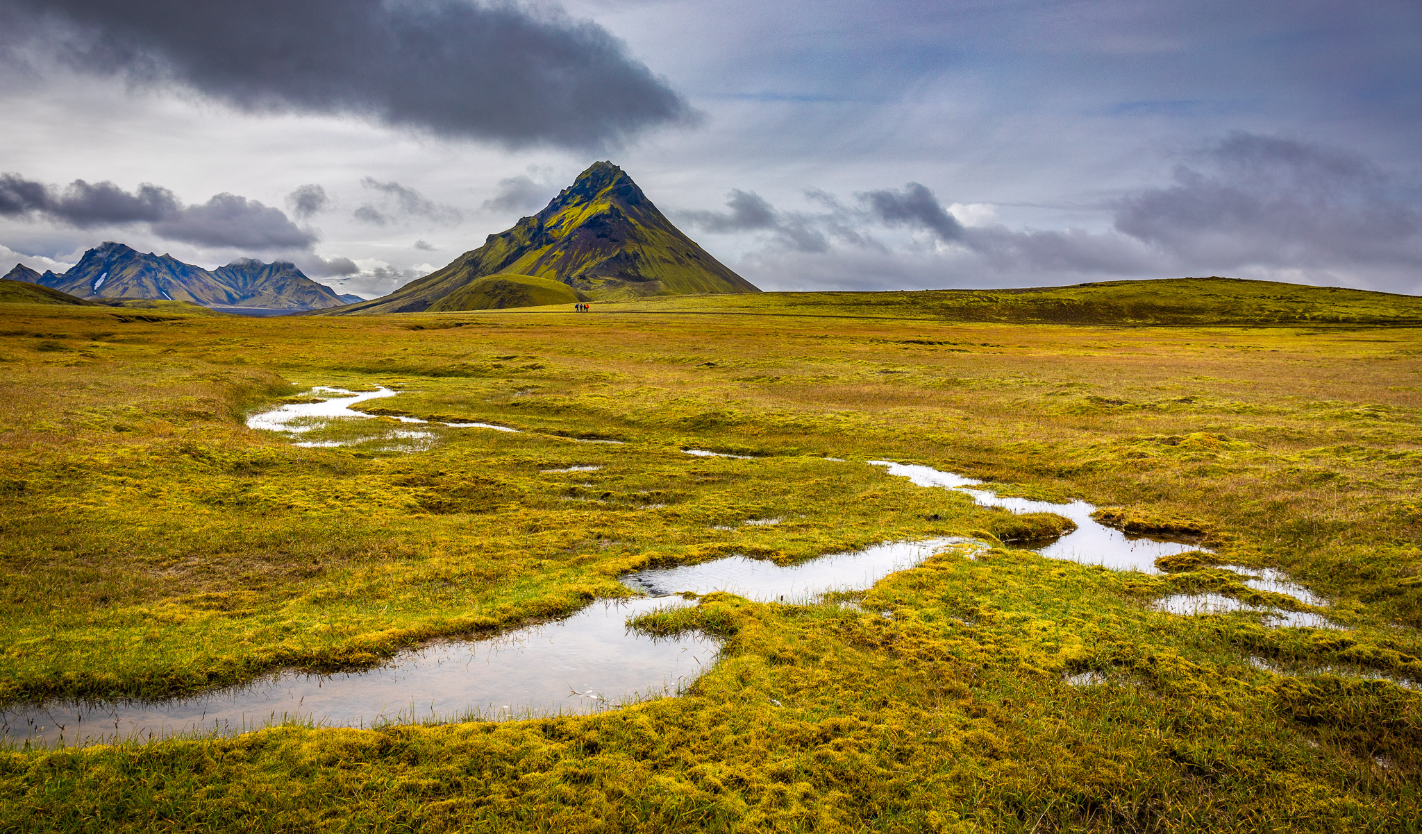 Útigönguhöfði View