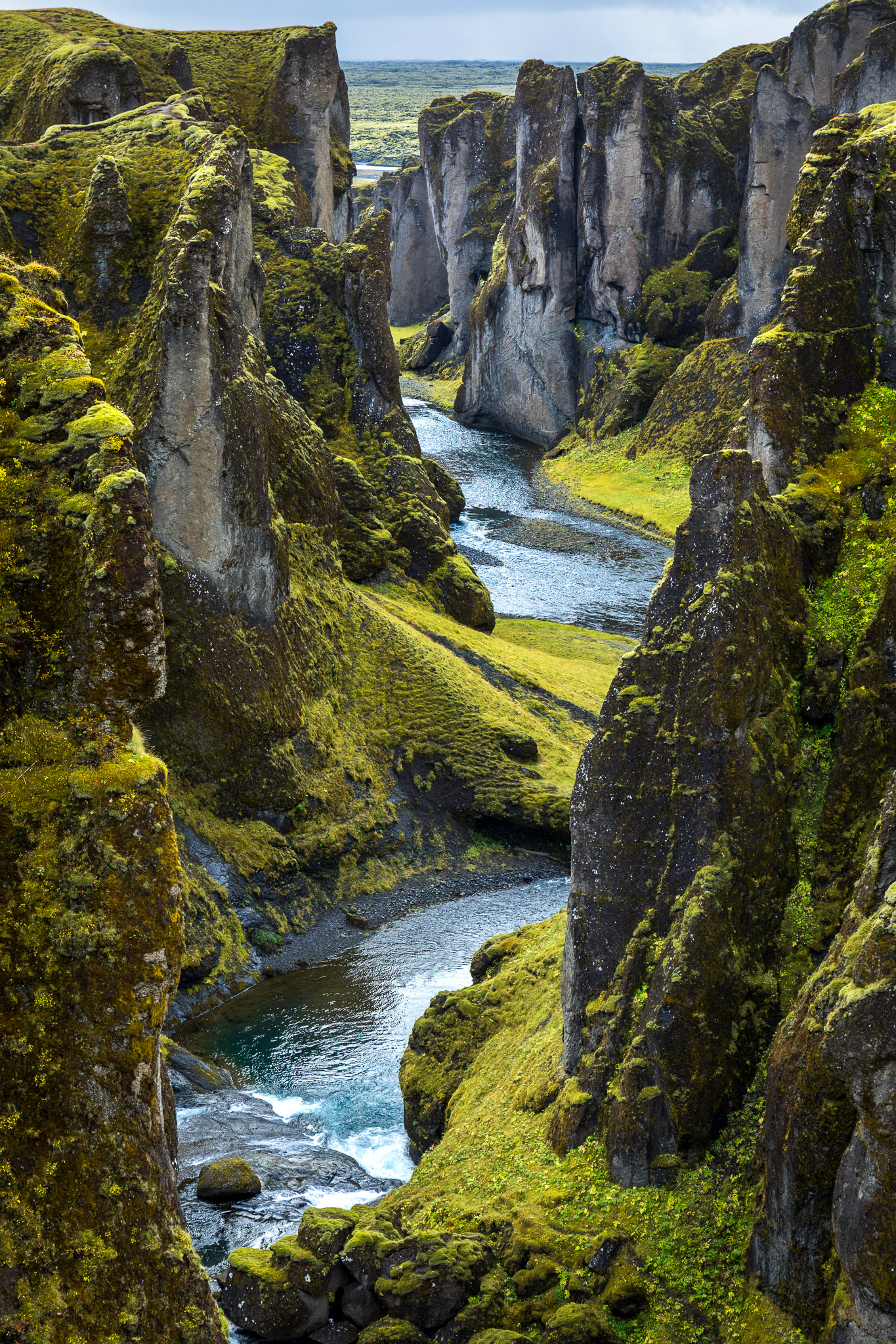 Fjaðrárgljúfur Canyon