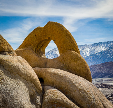 Eye of Alabama Arch, Alabama Hills