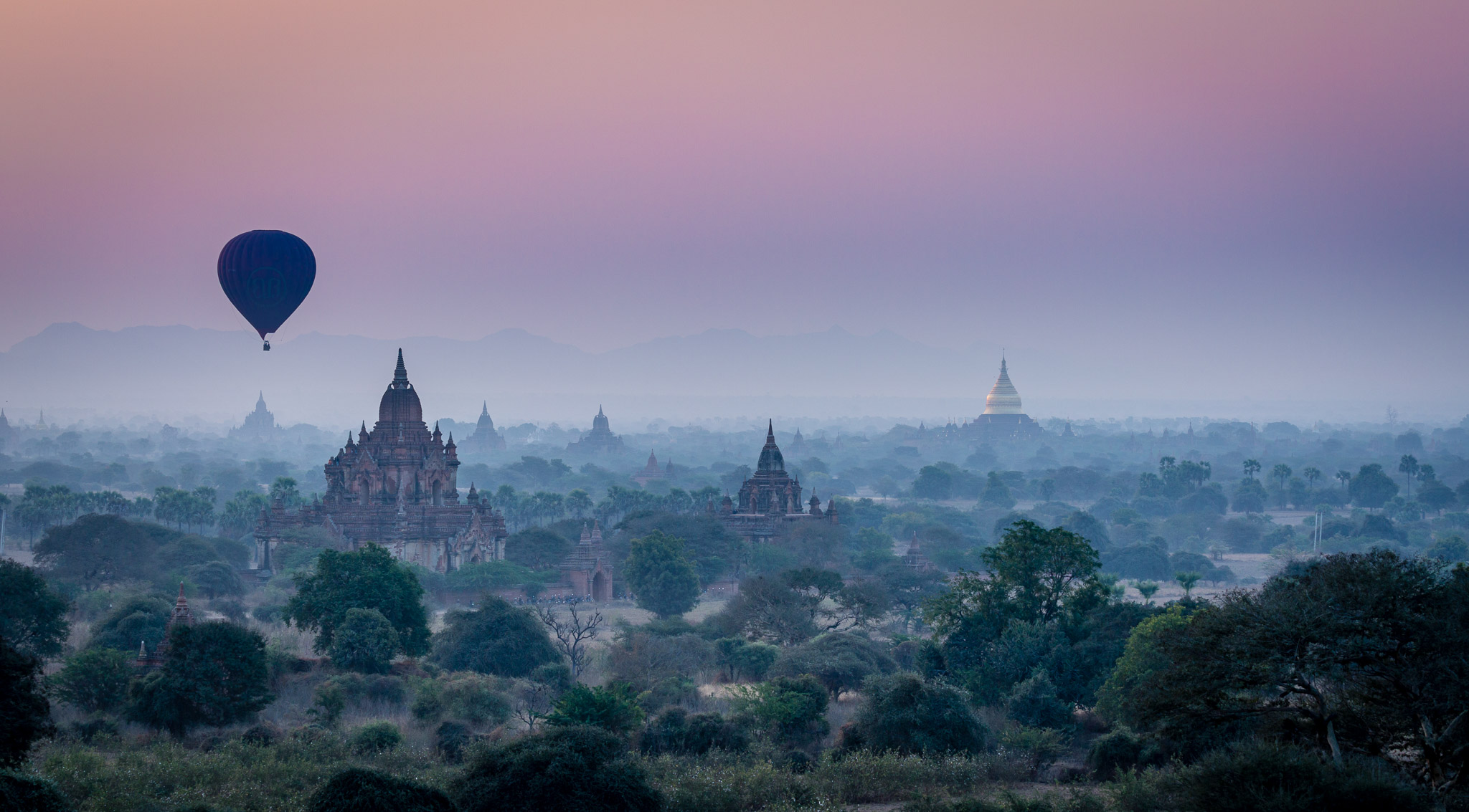 Sunrise hot air balloons over Bagan