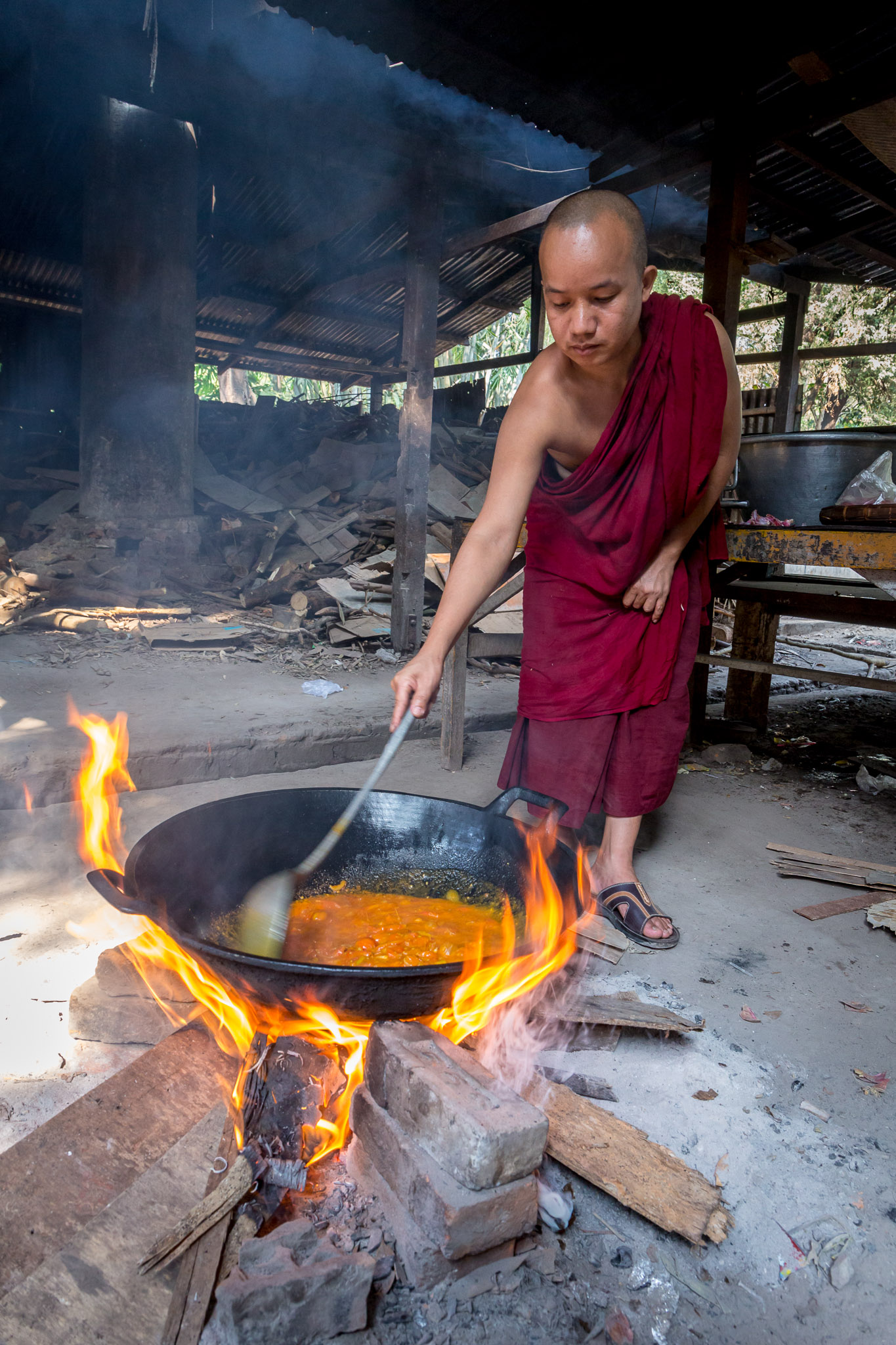 Yangon monastery kitchen