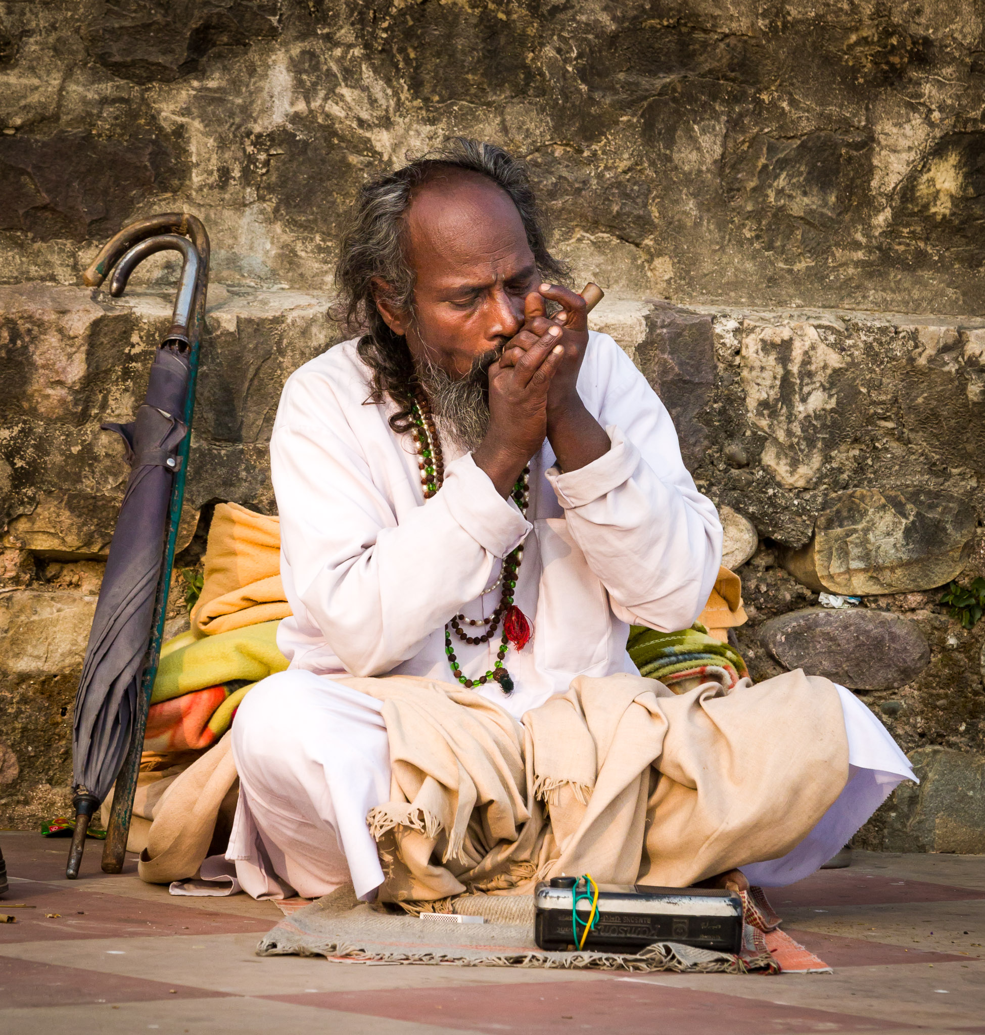 Sadhu smoking hash