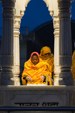 Early morning piligram prayers