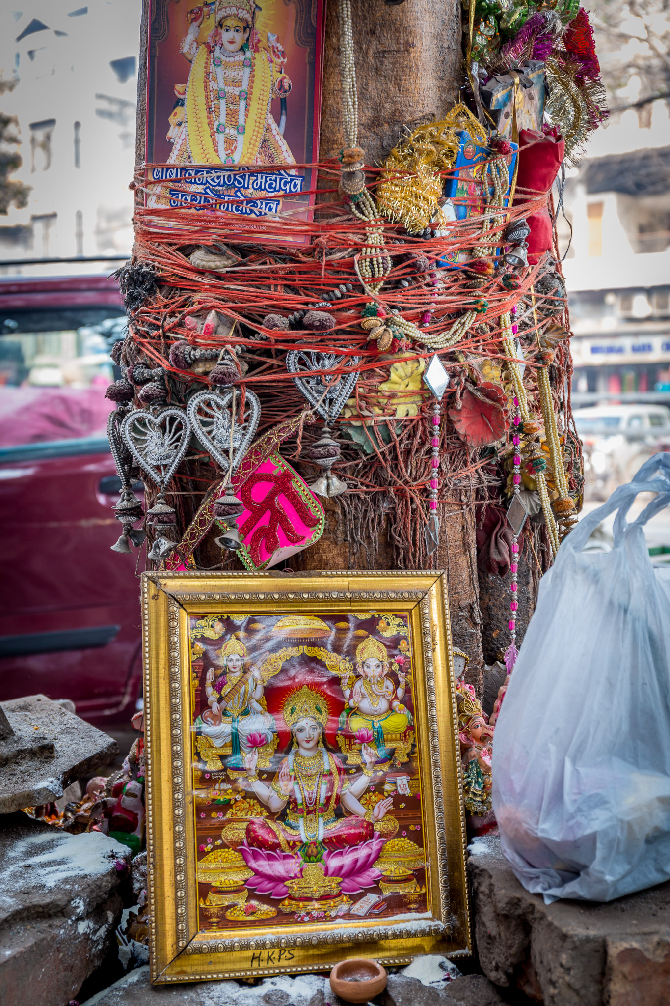 Tree altar