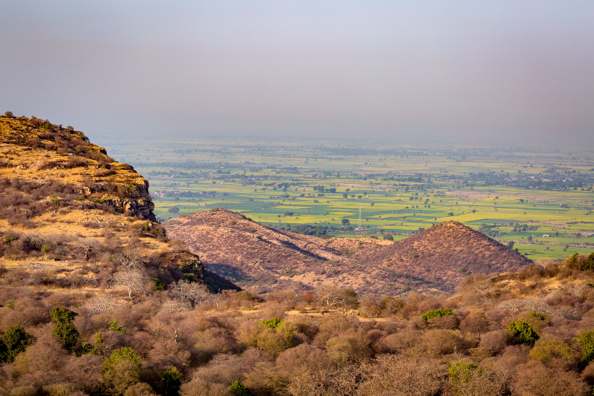 View down from Ranthambore ridge