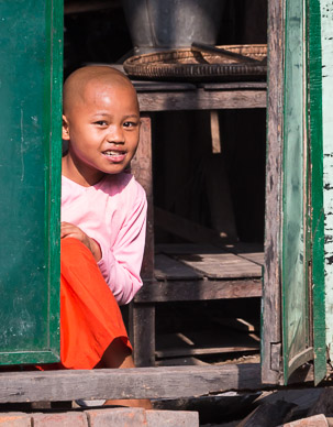 Yangon Buddhist nunnery