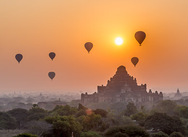 Sunrise hot air balloons over Bagan