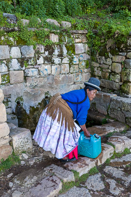 Collecting water at Yumani 's Sacred Springs, Isla del Sol