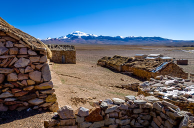 National Reserve checkpoint outside Quetena