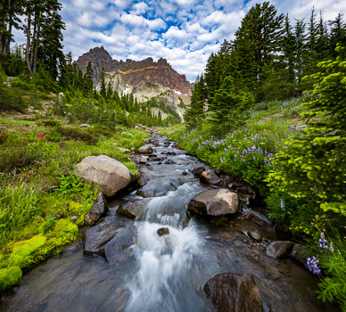 Canyon Creek & Three Fingered Jack