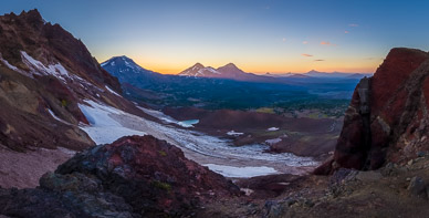 Sunset on the Oregon Cascades from the shoulder of Broken Top