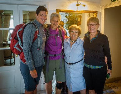 Picture with Innkeeper, Idalia (Casa do Adro, Milfontes)