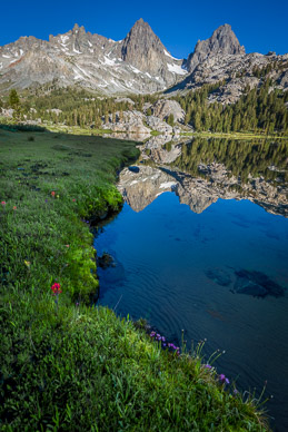 Lake Ediza shoreline, with Banner Peak & Mt. Ritter in background