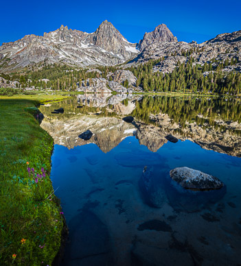 Lake Ediza shoreline, with Banner Peak & Mt. Ritter in background