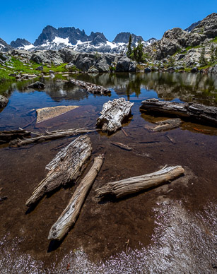 Tarn below Nydiver Lakes