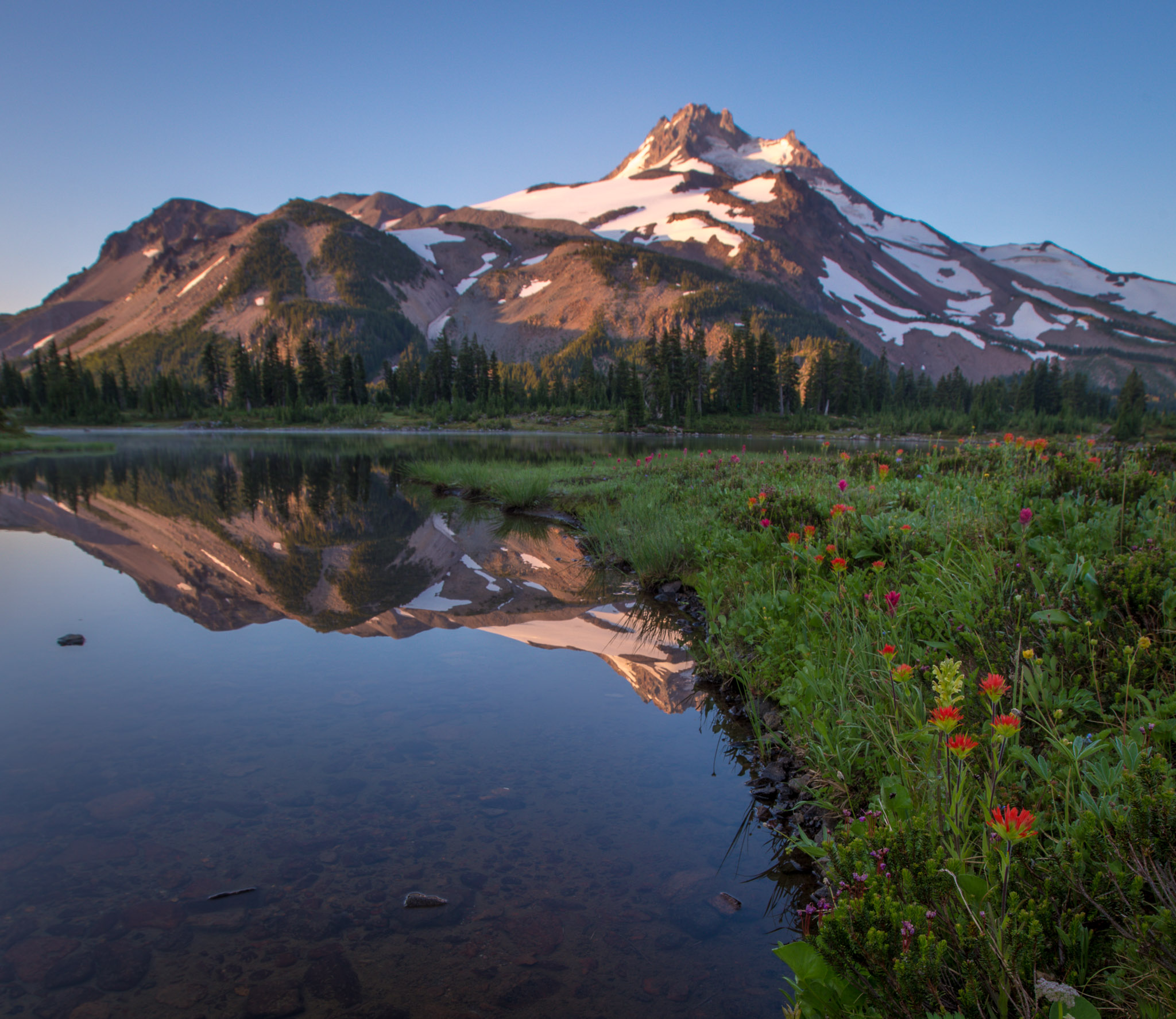 Dawn on Mt. Jefferson from Russell Lake