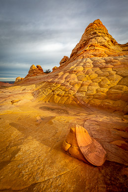 Colorful Half & Half Rock, Cottonwood Cove