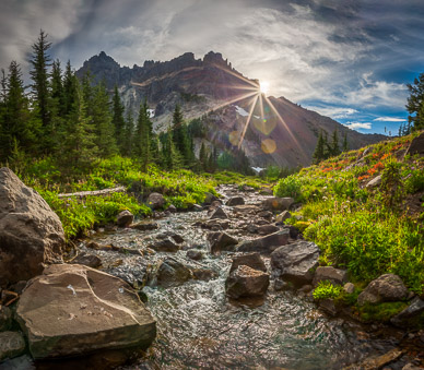 Canyon Creek in front of Three Fingered Jack