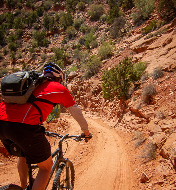 Starting down Flint Trail