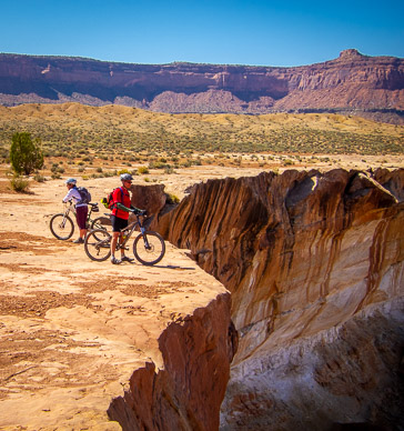Joe overlooking Horse Canyon & beginning of The Maze