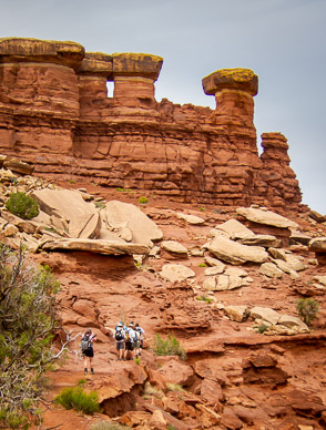 Climbing out of The Maze up to Brimhall Point