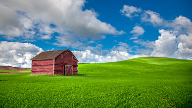 Barn near Rosalia, Washington