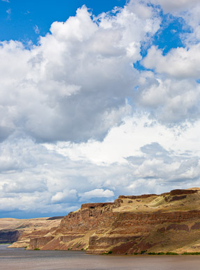 Lyons Ferry crossing over Snake River