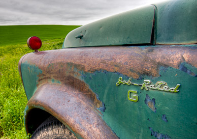 Derelict truck between Palouse & Potlatch