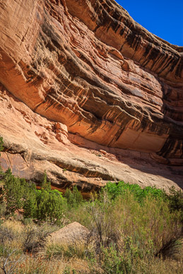 Alcove with small ruin