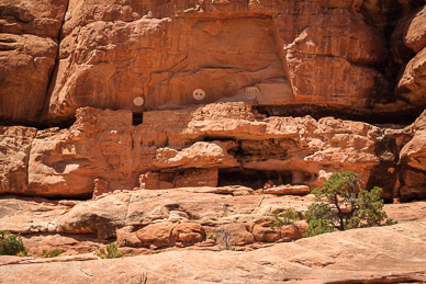 Jailhouse Ruins in Bullet Canyon