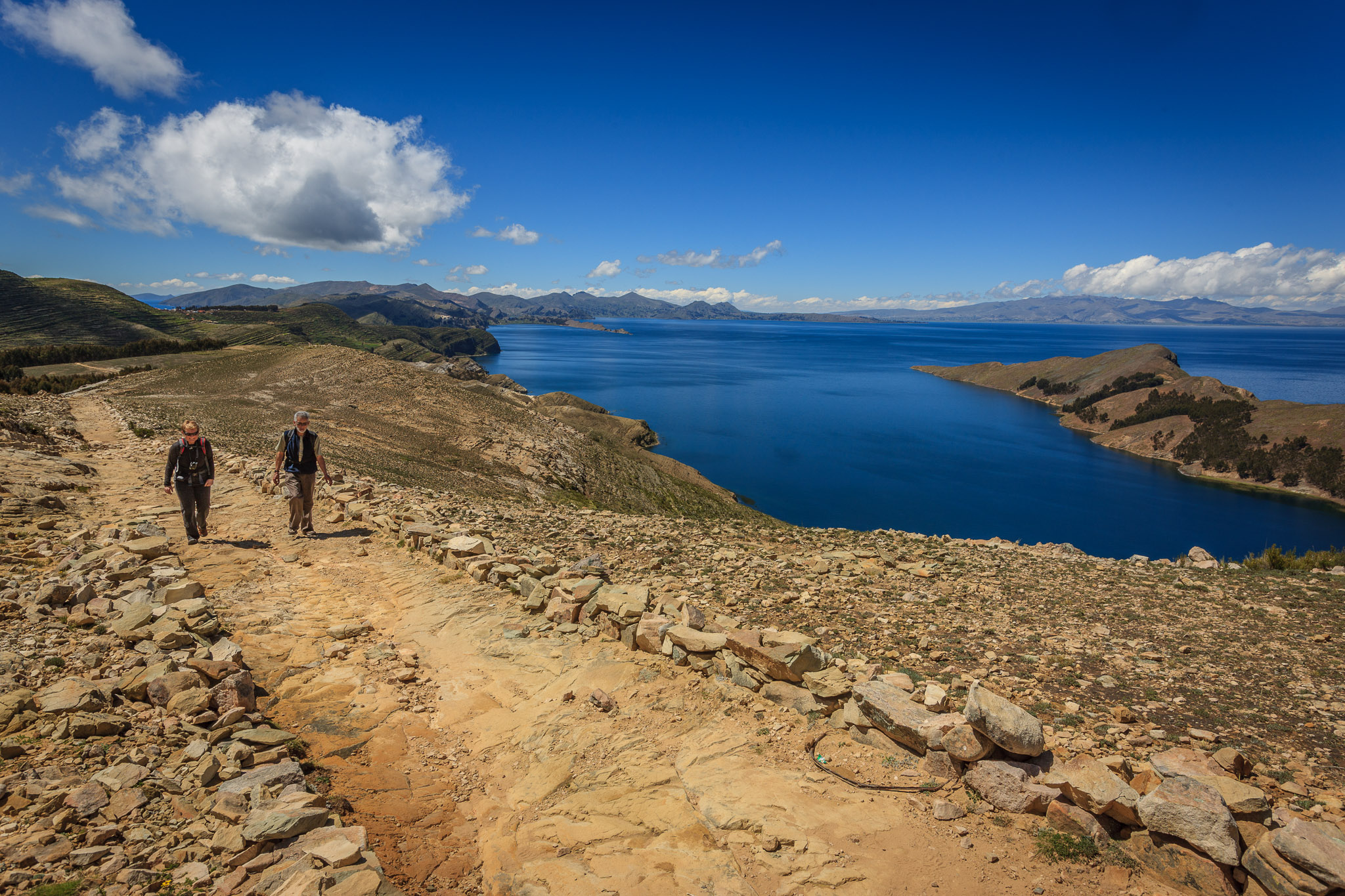 Martha & Reinaldo hiking out to Chincana, Isla del Sol