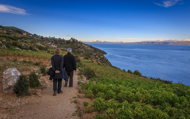 Hiking to the EcoLodge on Isla del Sol