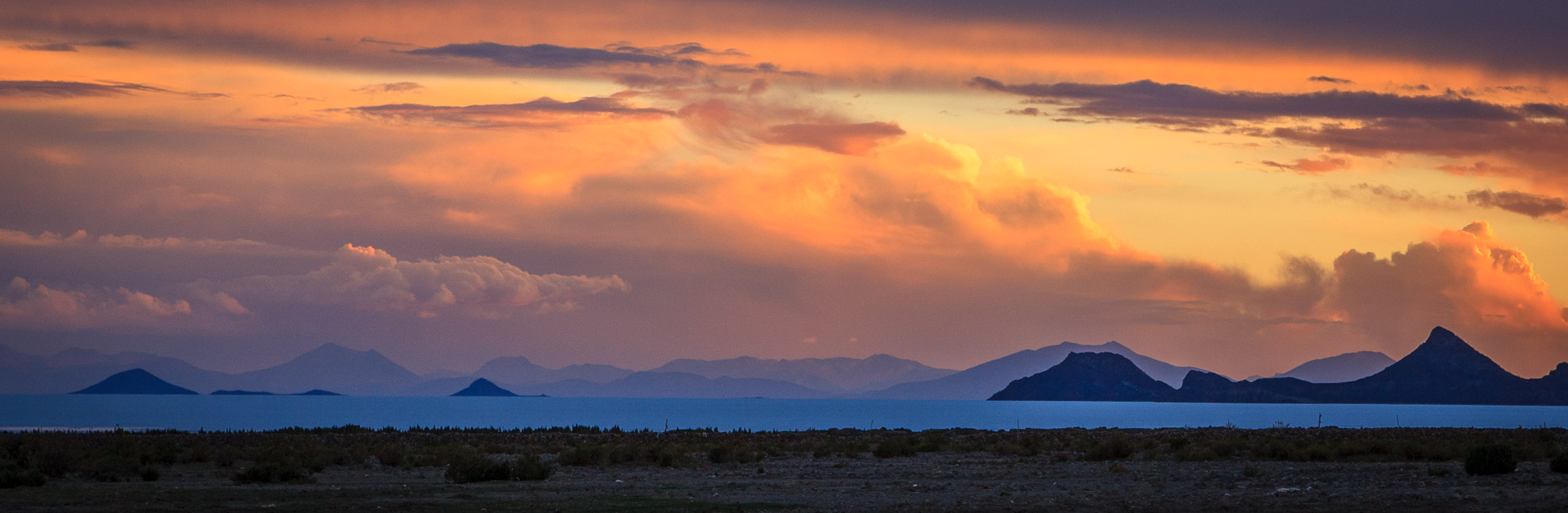 Salar de Uyuni sunset from Tahua
